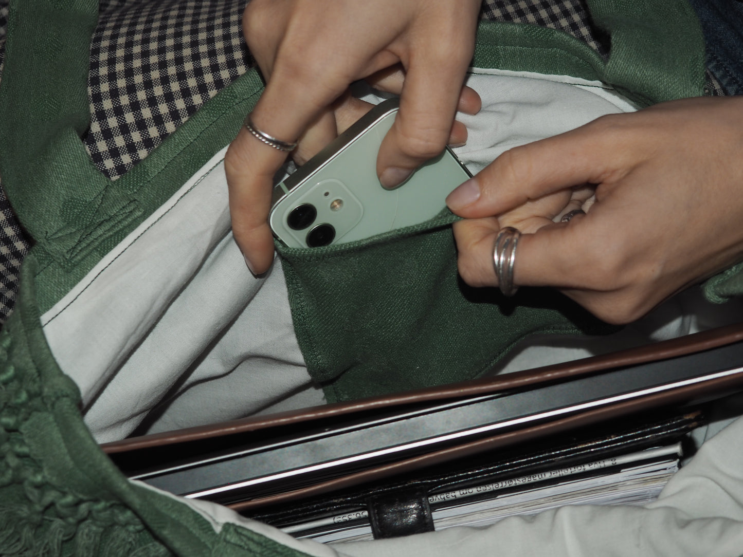 Sage-green polkadot tote-bag