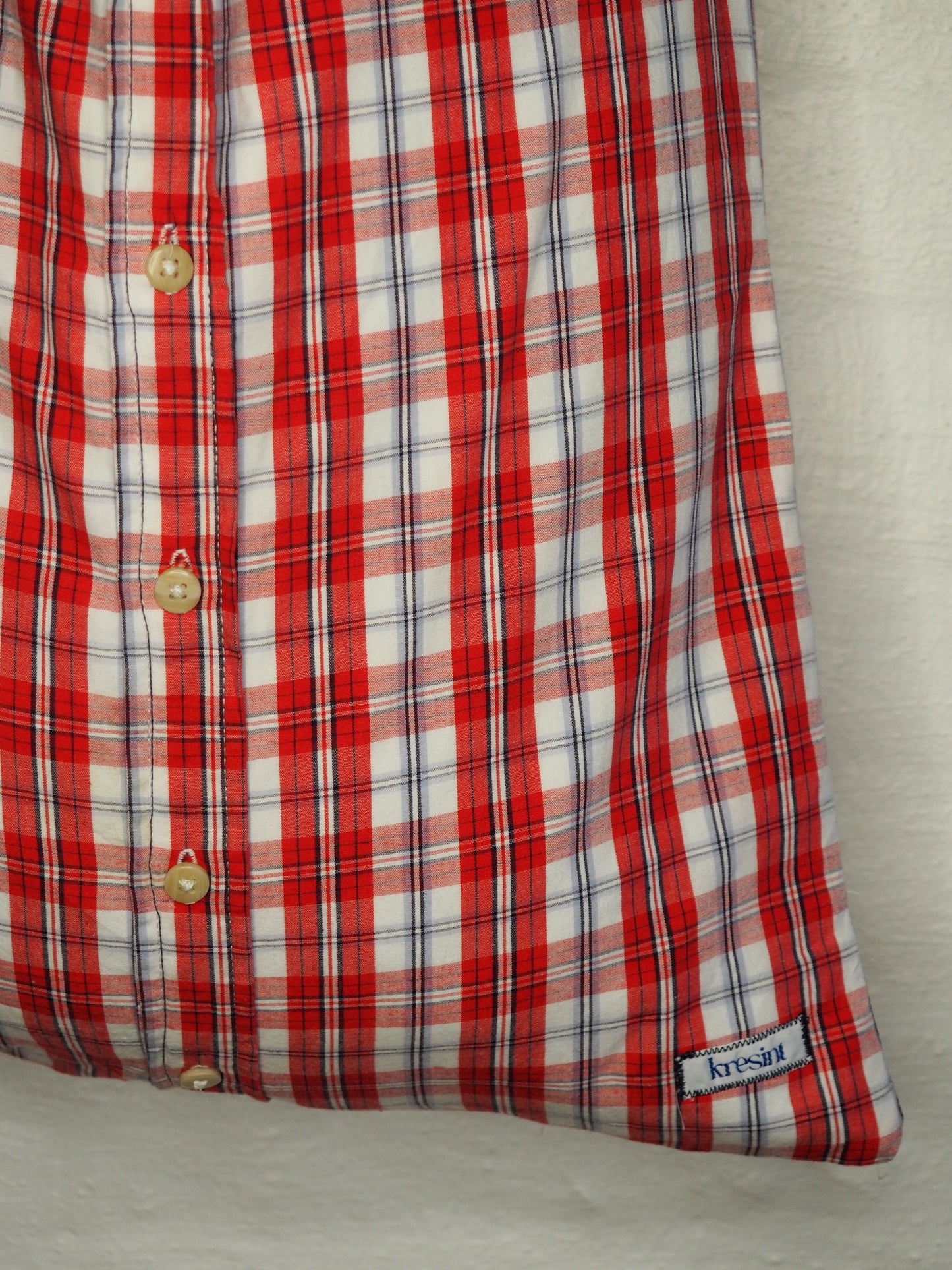 Red button-up tote-bag